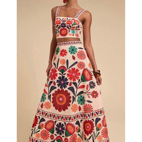 Floral Two Piece Crop Top and Midi Skirt Set Cream Red Large - Picture 4 of 10